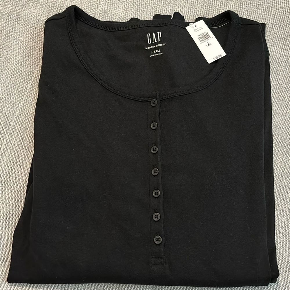 NWT long sleeve black tee